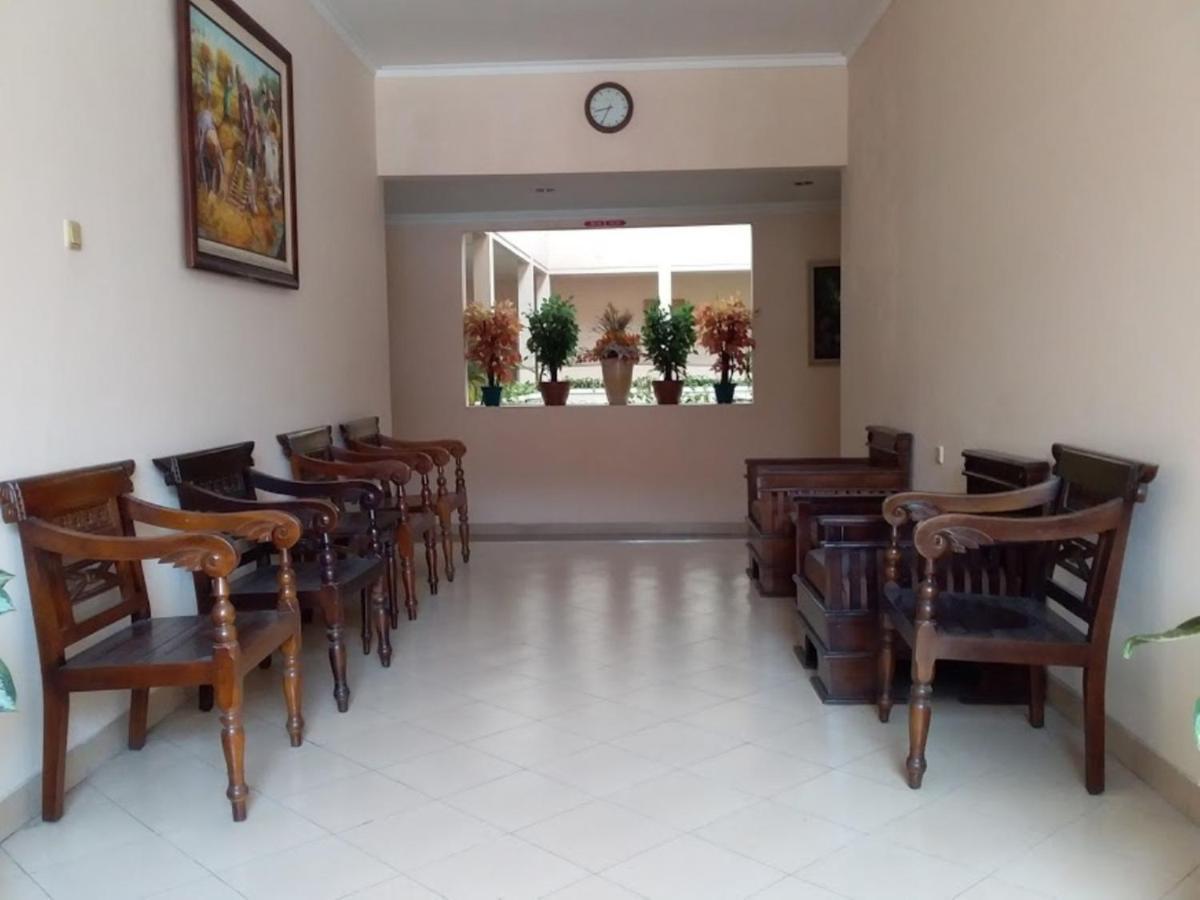 Malioboro Inn Hotel Yogyakarta Dış mekan fotoğraf